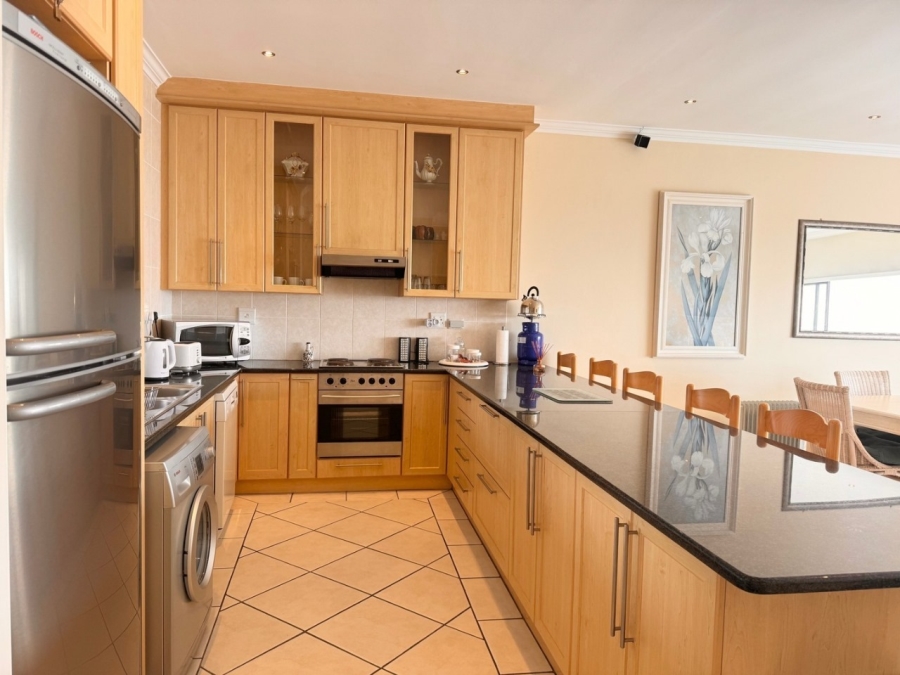 To Let 2 Bedroom Property for Rent in Big Bay Western Cape